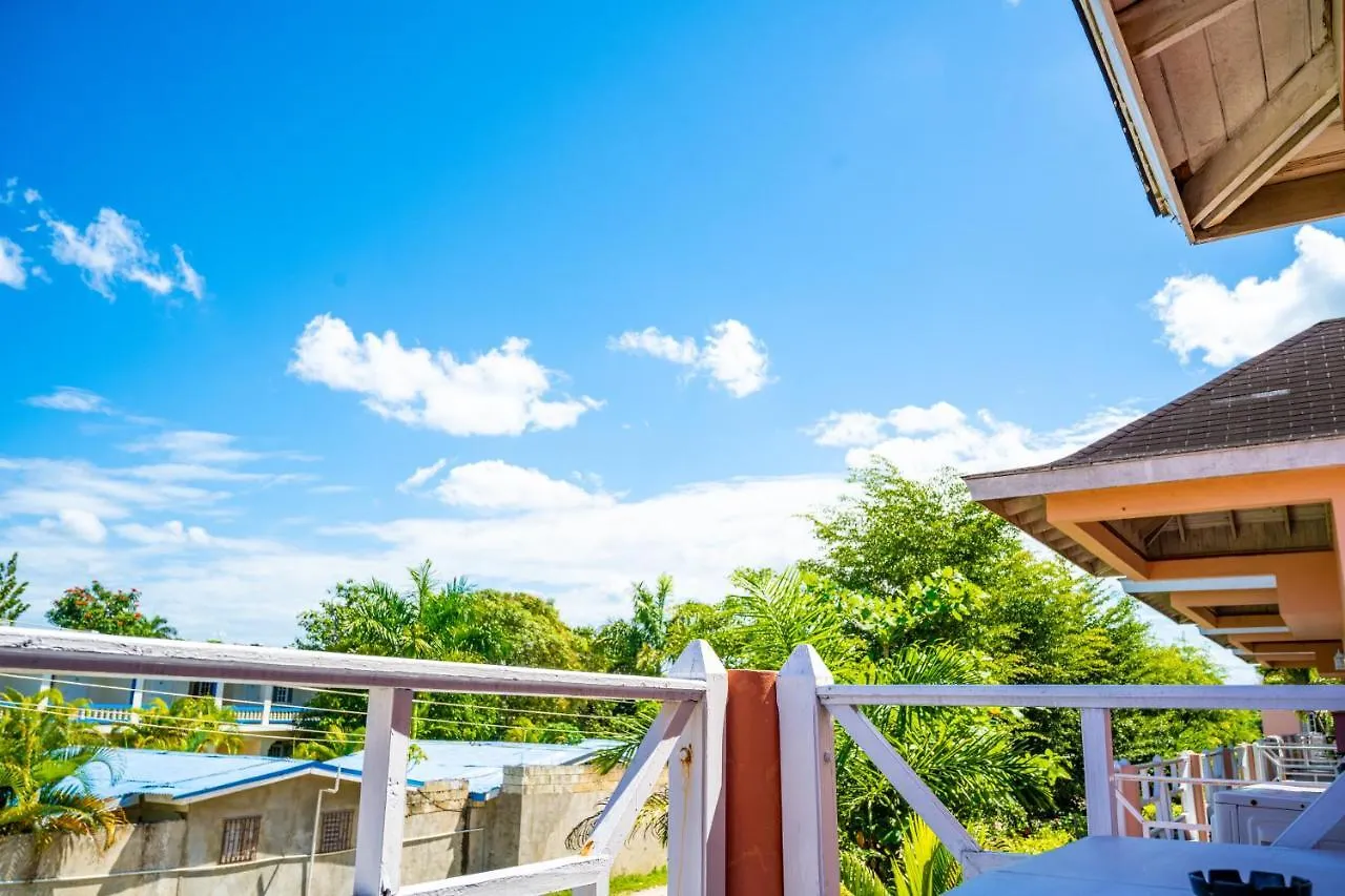 Shields Negril Villas Ямайка