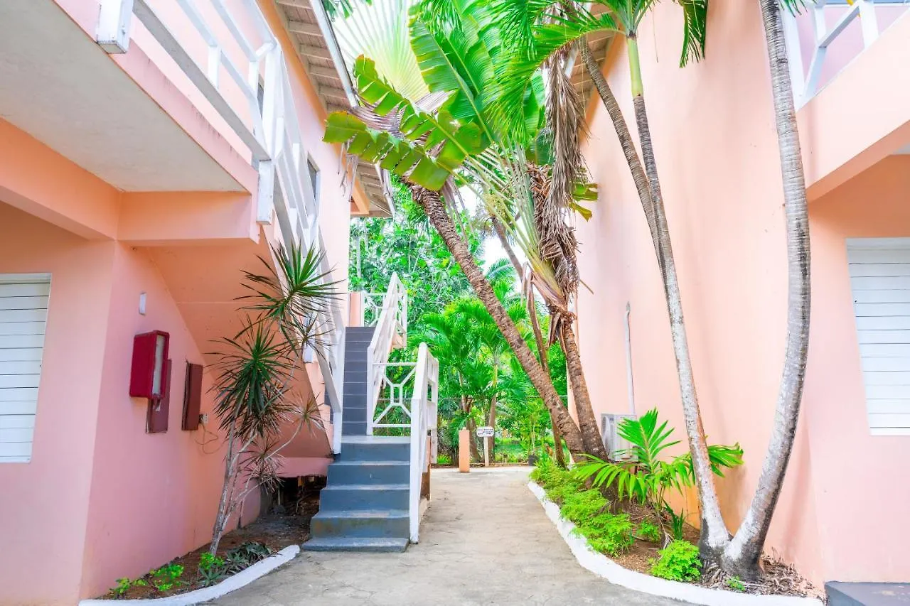 Shields Negril Villas 3*,  جامايكا